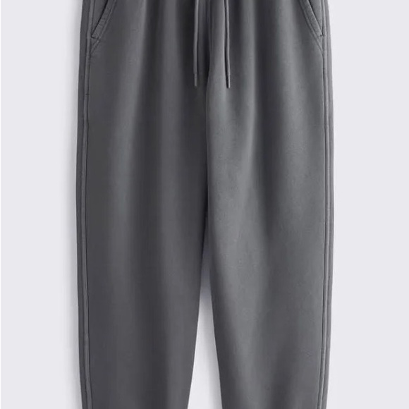 Abercrombie Fitch Heather Gray Essential cinched sweatpants - Picture 9 of 9